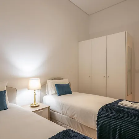 Batalha Boutique Apartament *
